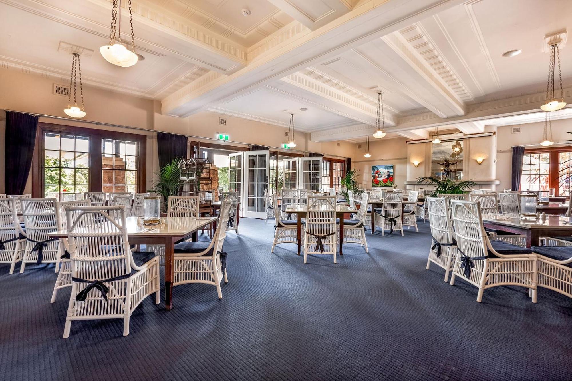 Caves House Hotel & Apartments Yallingup Exterior photo